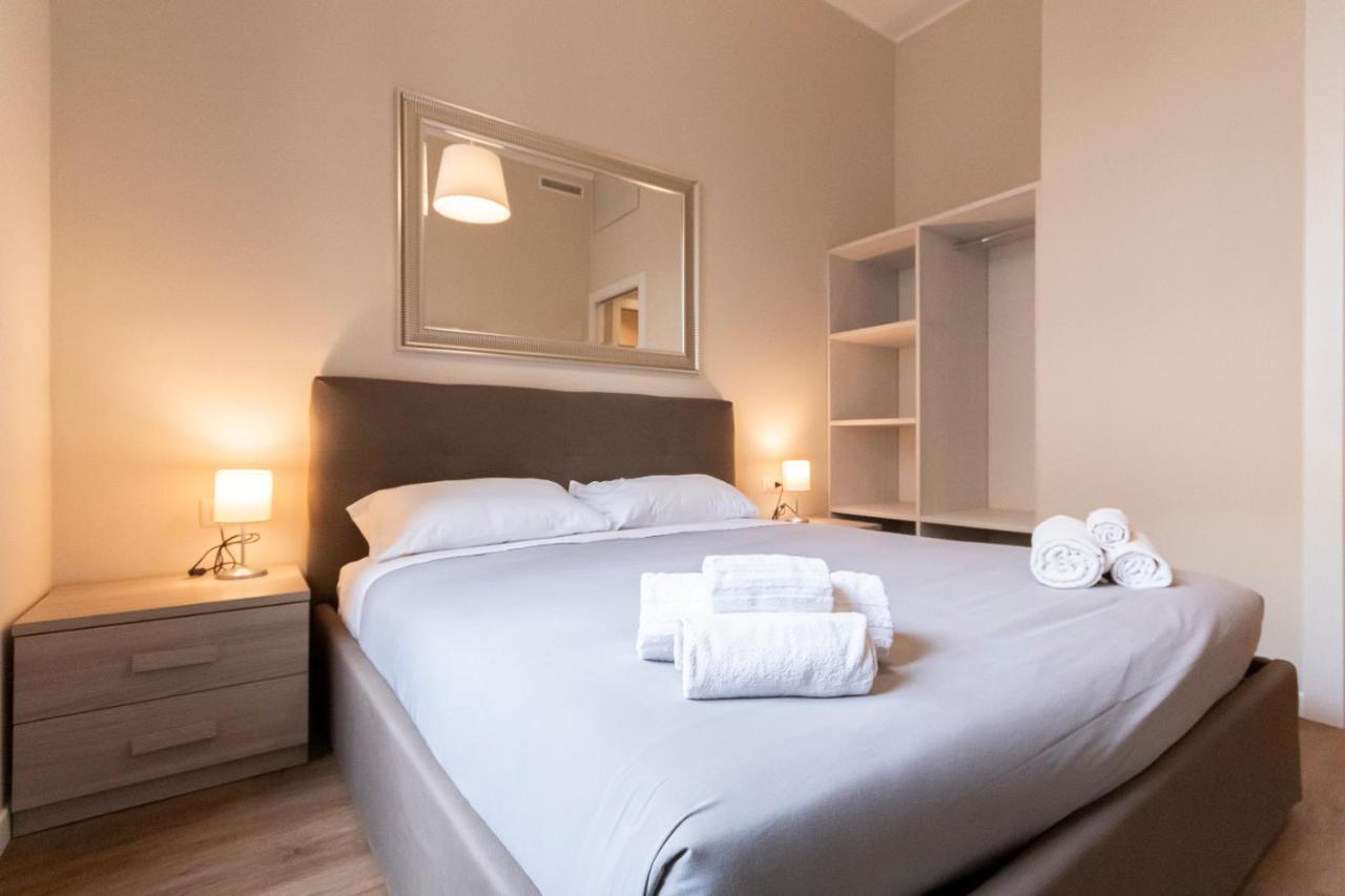 Missori Apartment 1 Milan Bagian luar foto
